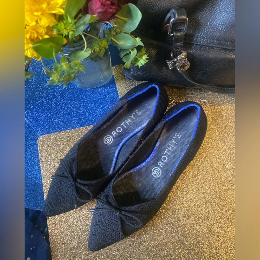 ROTHY’s BLACK FLAT POINTY BALLET Shoes 9W but fits an 8️⃣ COMFY - Picture 3 of 9